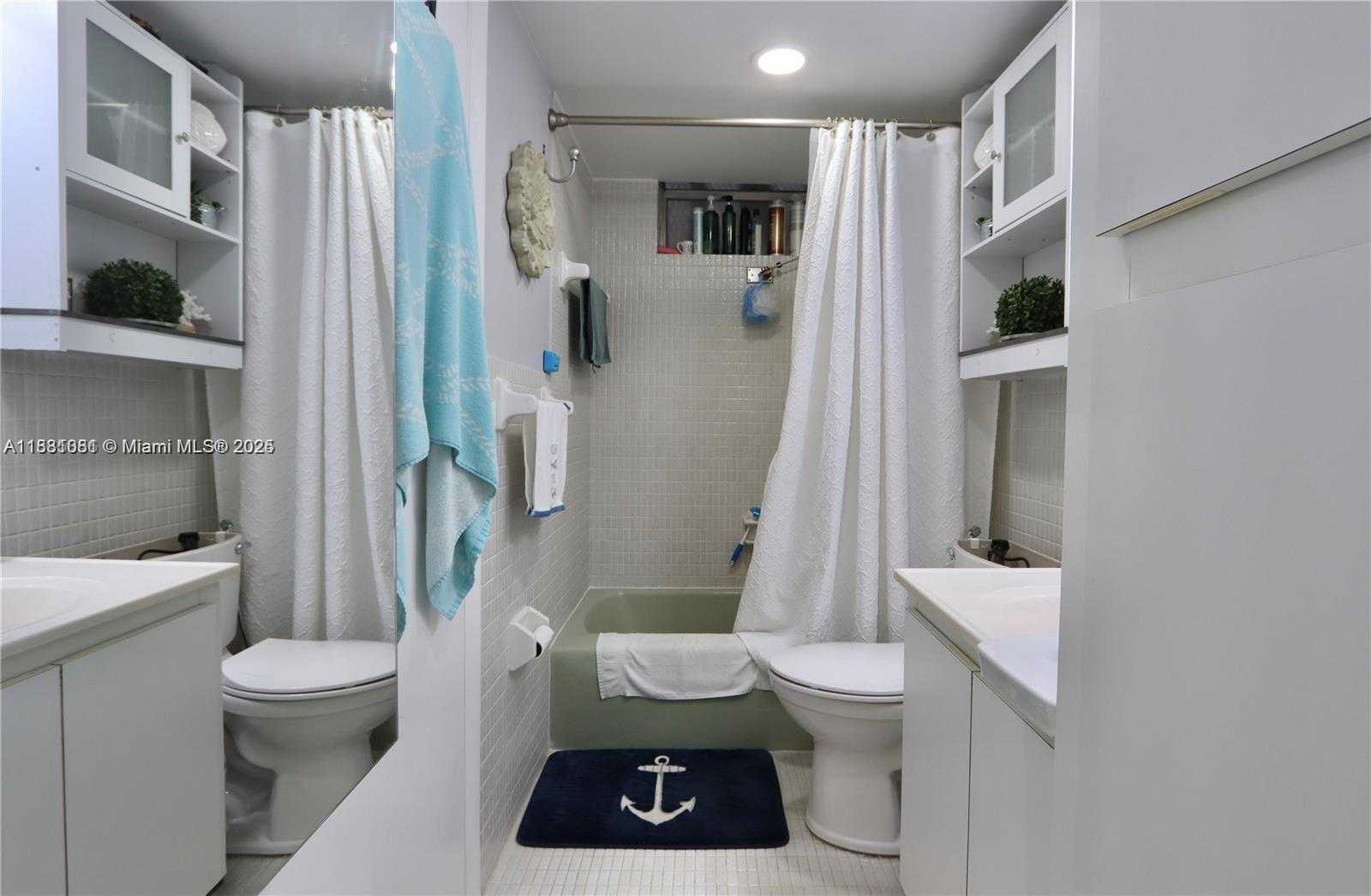 Small Image of 3030 MARCOS DR #T512, Aventura Number 16