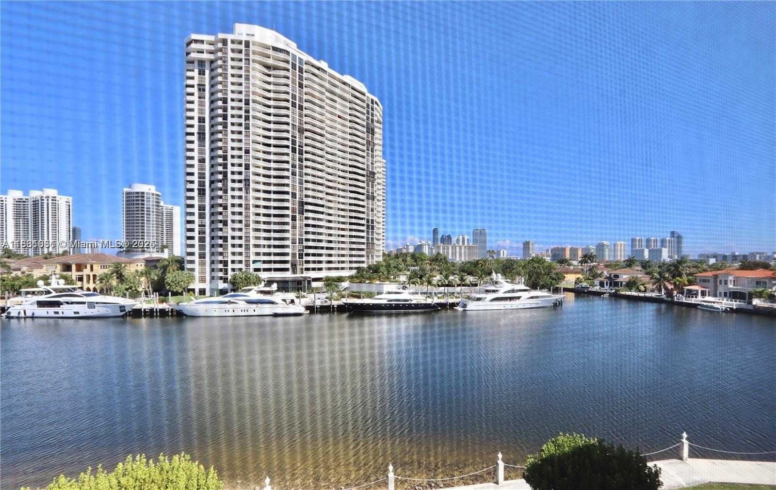 Small Image of 3030 MARCOS DR #T512, Aventura Number 17