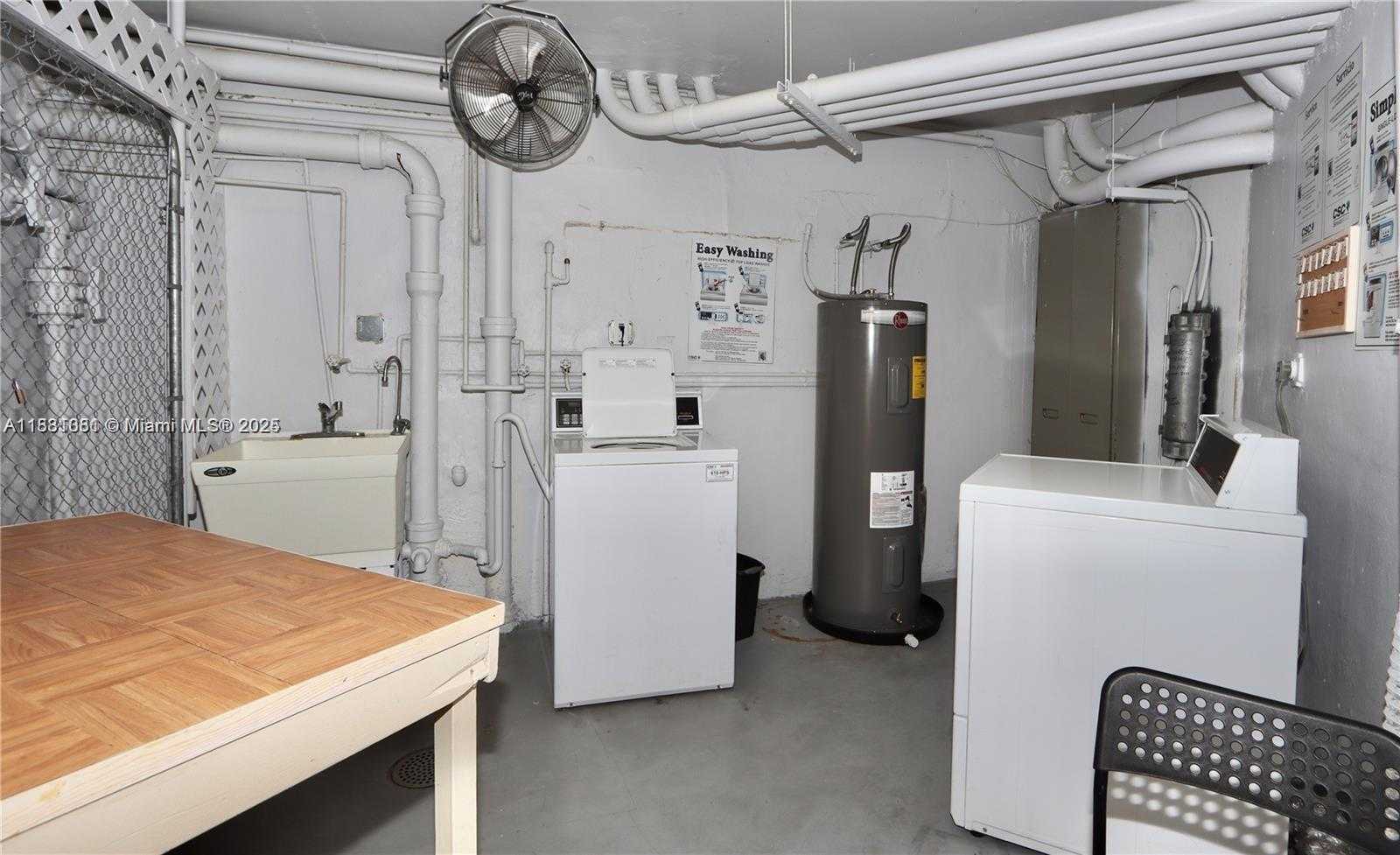 Small Image of 3030 MARCOS DR #T512, Aventura Number 29