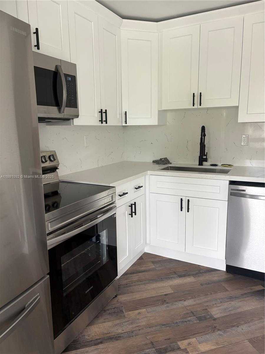 Small Image of 1405 SOUTH WEST 122ND AVE #10-13, Miami Number 17