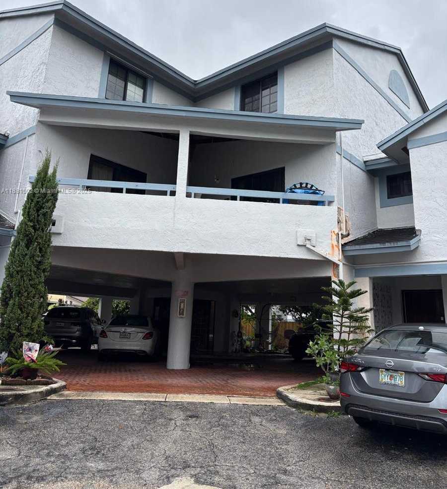 Small Image of 1405 SOUTH WEST 122ND AVE #10-13, Miami Number 2