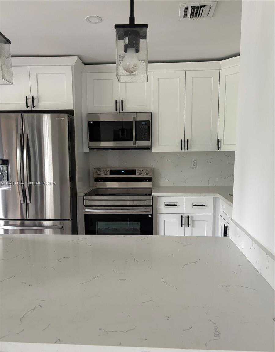 Small Image of 1405 SOUTH WEST 122ND AVE #10-13, Miami Number 8