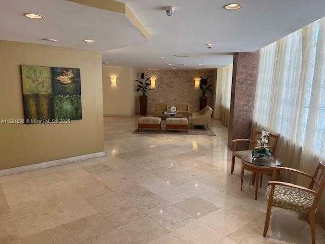 Small Image of 6767 COLLINS AVE #904, Miami Beach Number 27