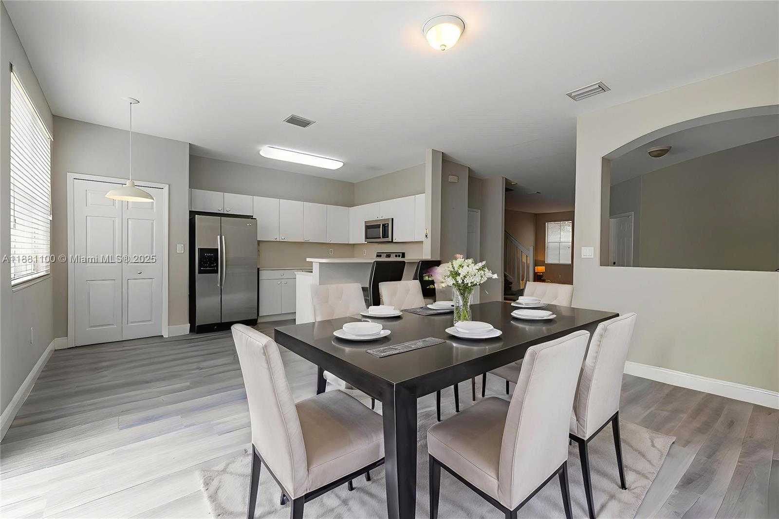 Small Image of 8069 NORTH WEST 108TH PL, Doral Number 7