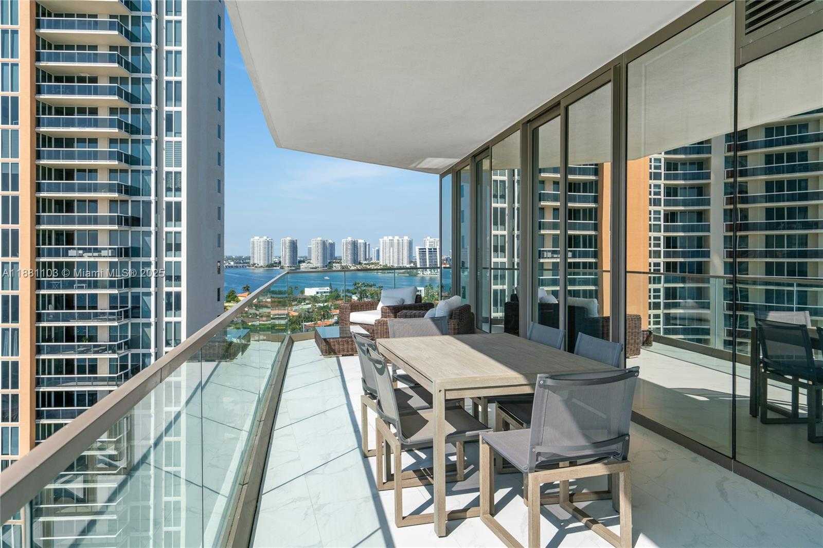 Small Image of 18975 COLLINS AVE #1104, Sunny Isles Beach Number 6