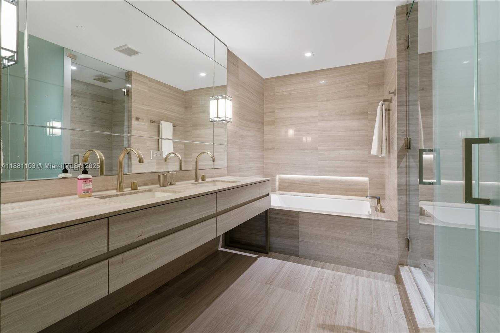 Small Image of 18975 COLLINS AVE #1104, Sunny Isles Beach Number 9