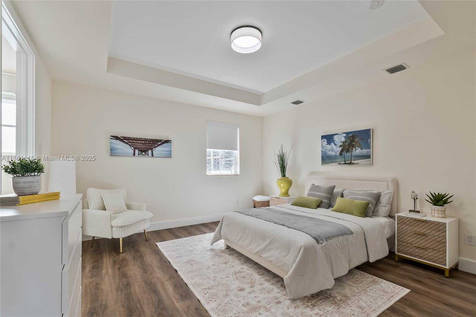 Small Image of Coral Gables Number 26