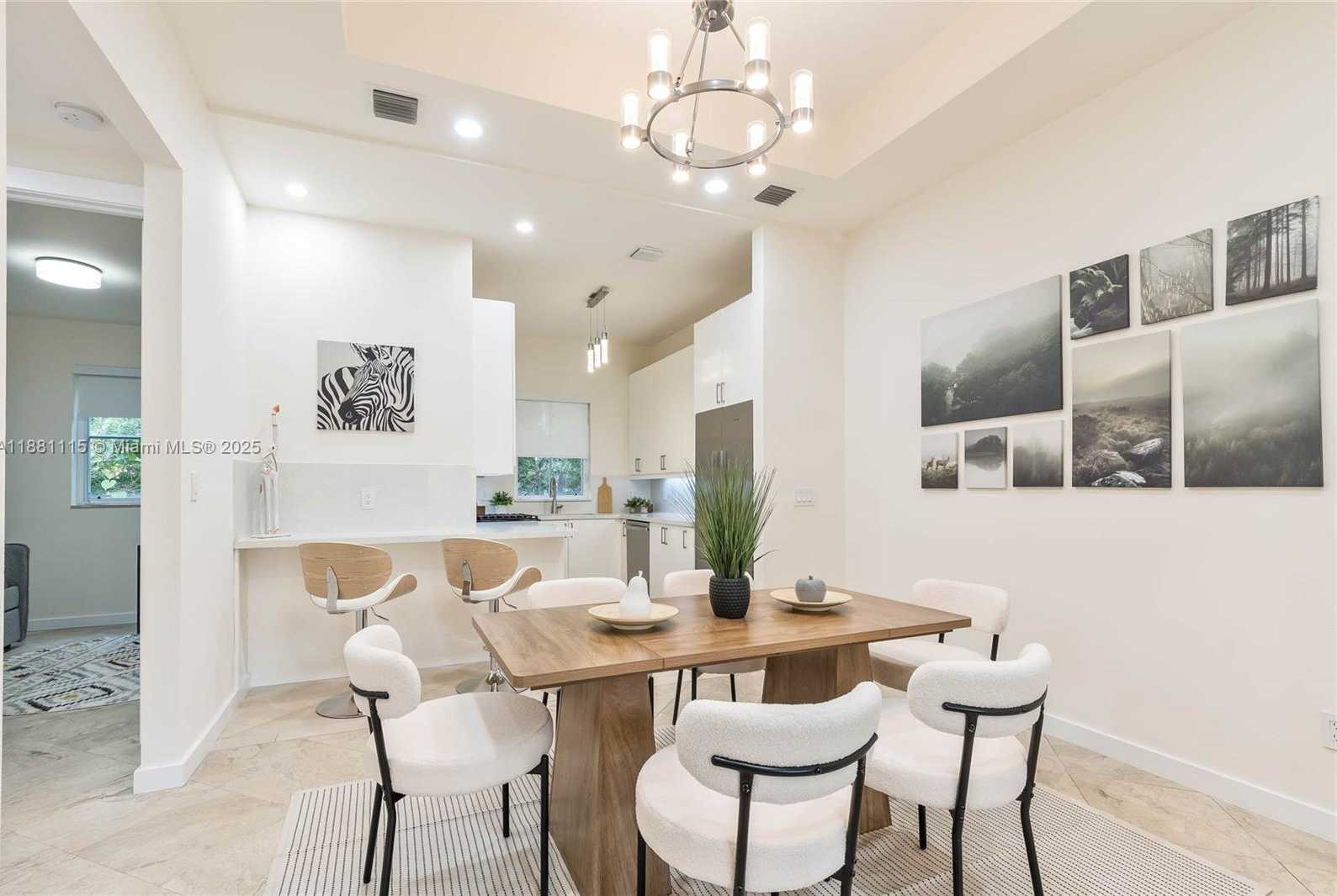 Small Image of Coral Gables Number 9