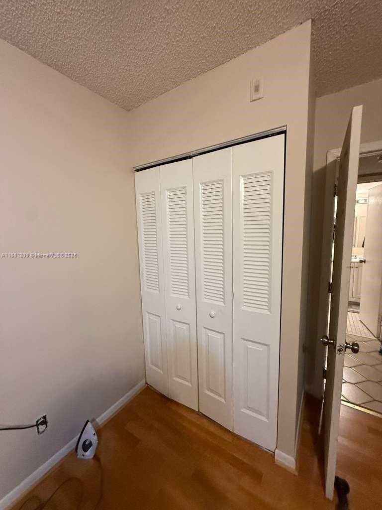 Small Image of 5915 WASHINGTON ST #116, Hollywood Number 13