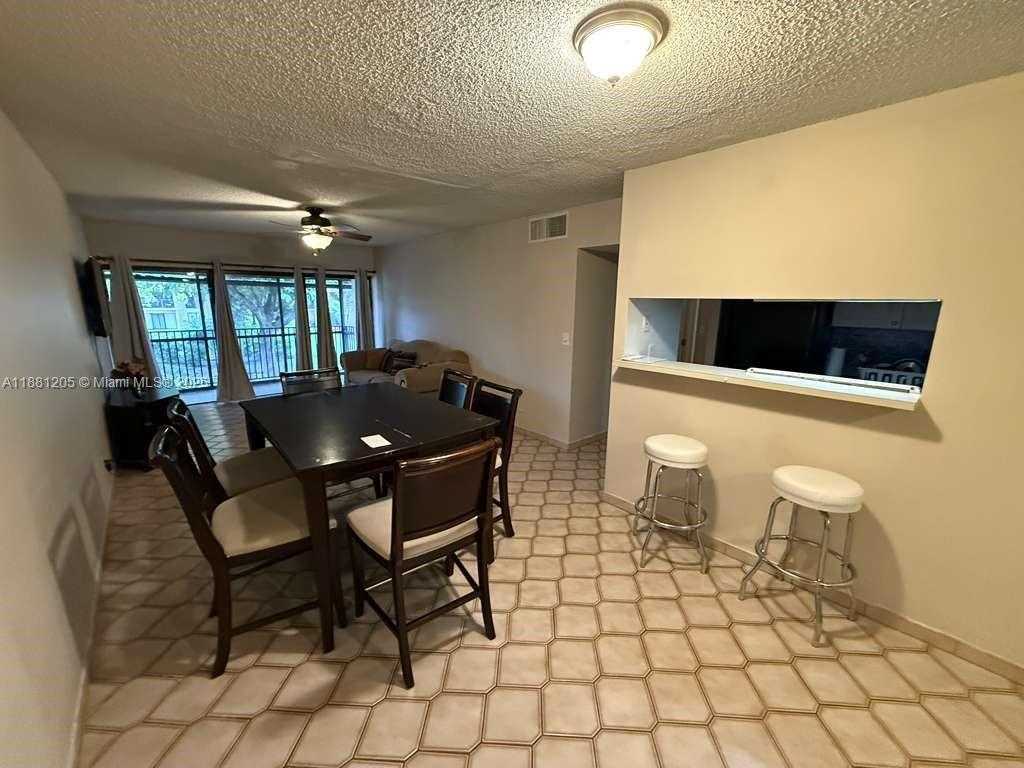 Small Image of 5915 WASHINGTON ST #116, Hollywood Number 5