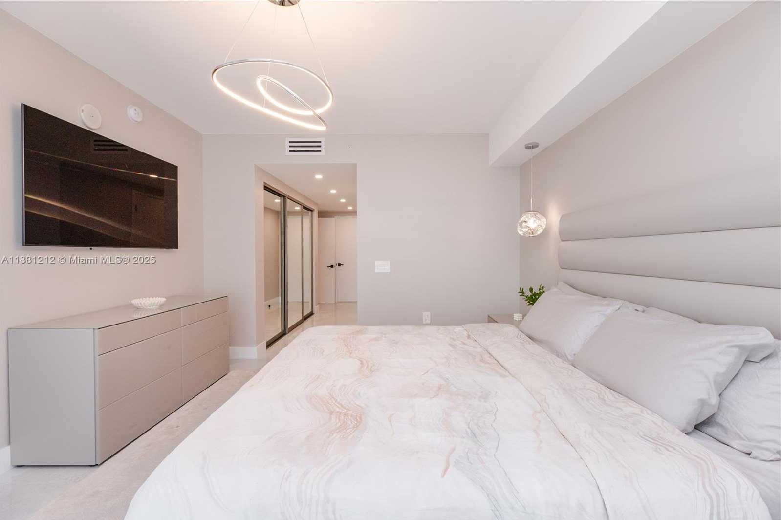 Small Image of 300 SUNNY ISLES BLVD #4-1508, Sunny Isles Beach Number 15