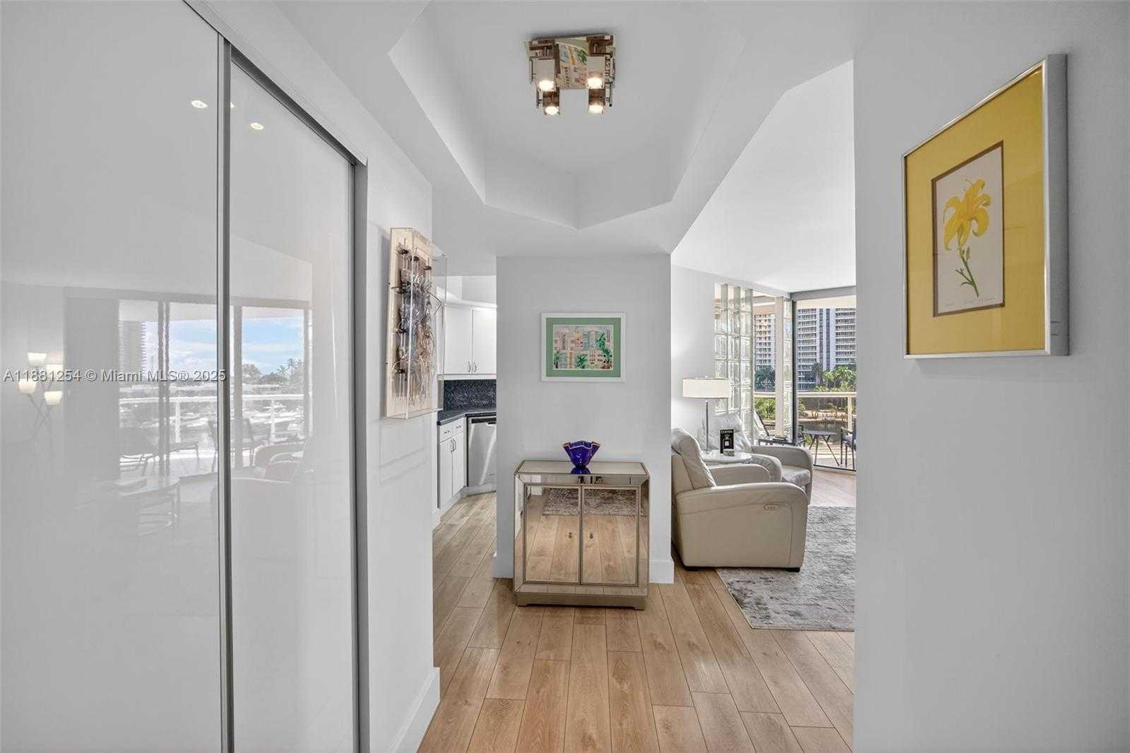 Small Image of 3610 YACHT CLUB DR #508, Aventura Number 15