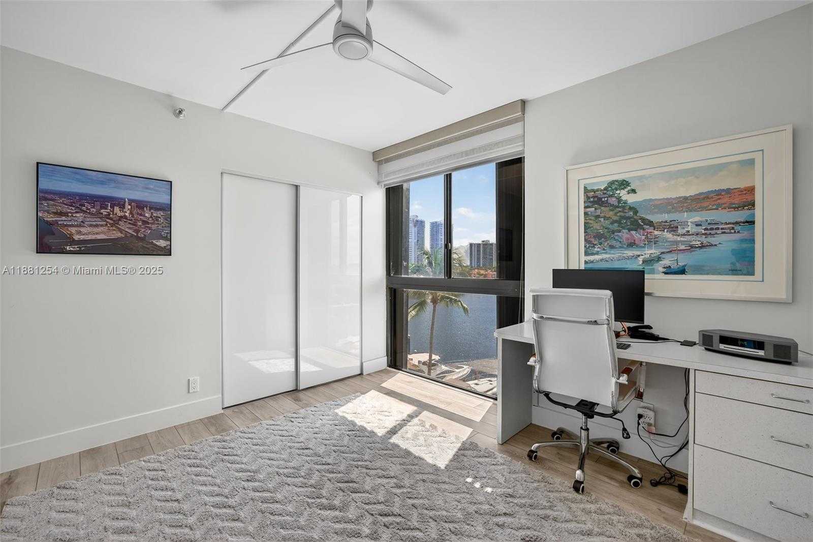Small Image of 3610 YACHT CLUB DR #508, Aventura Number 49