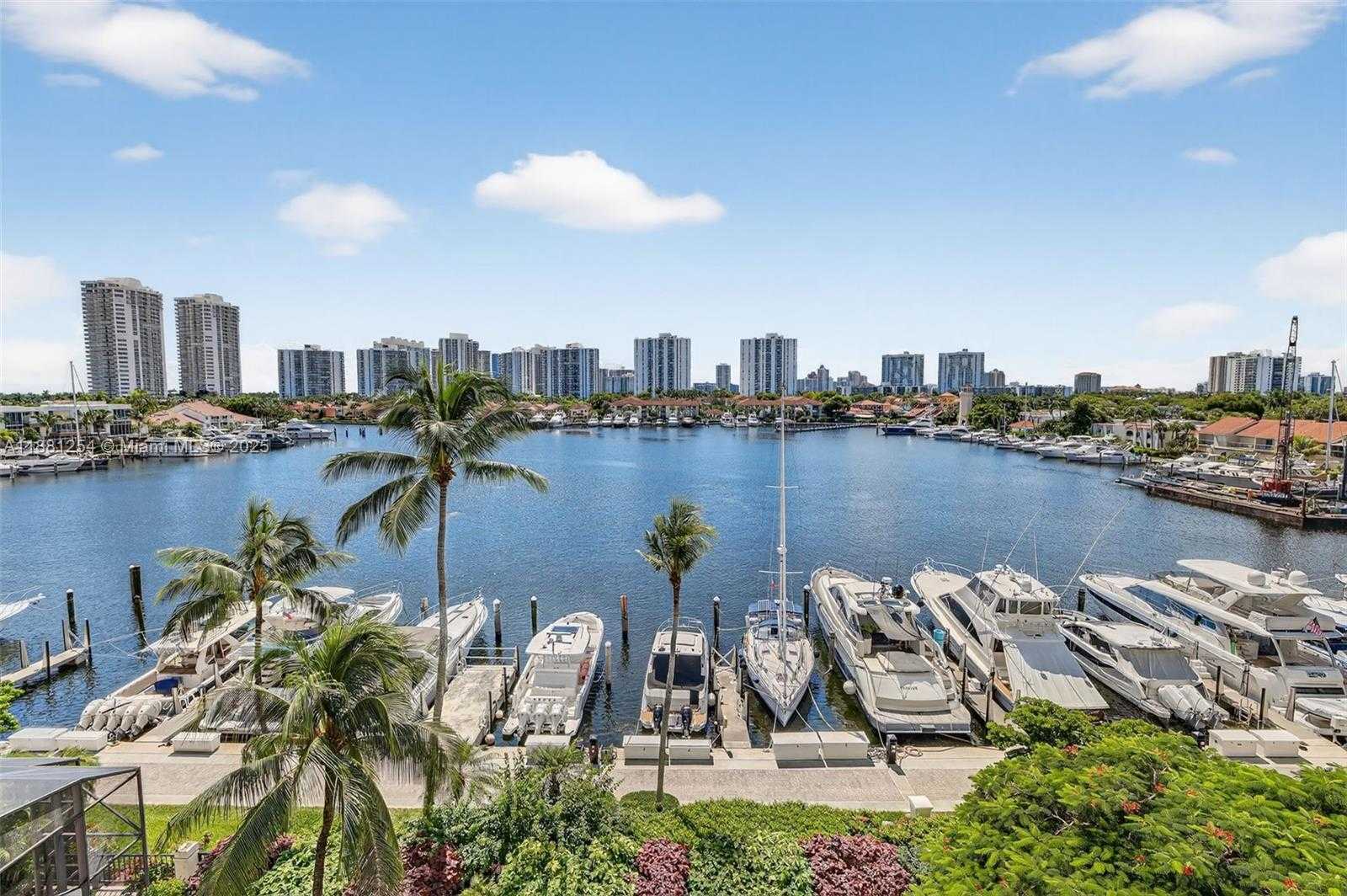 Small Image of 3610 YACHT CLUB DR #508, Aventura Number 51
