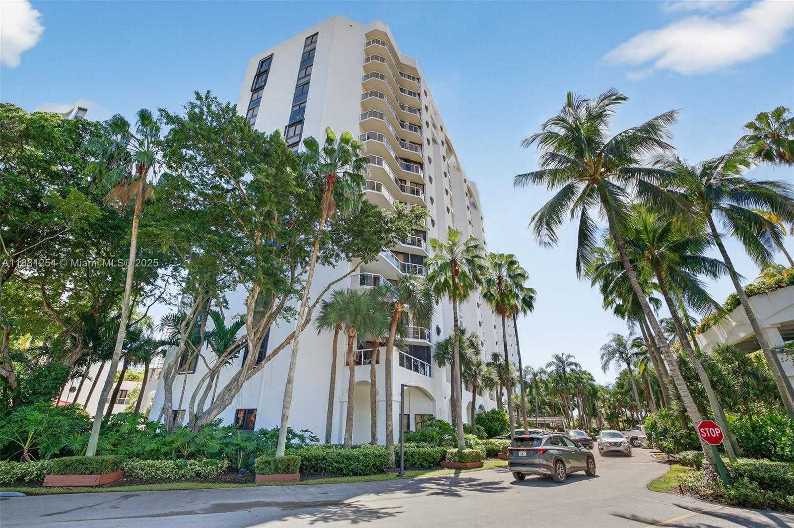 Small Image of 3610 YACHT CLUB DR #508, Aventura Number 56