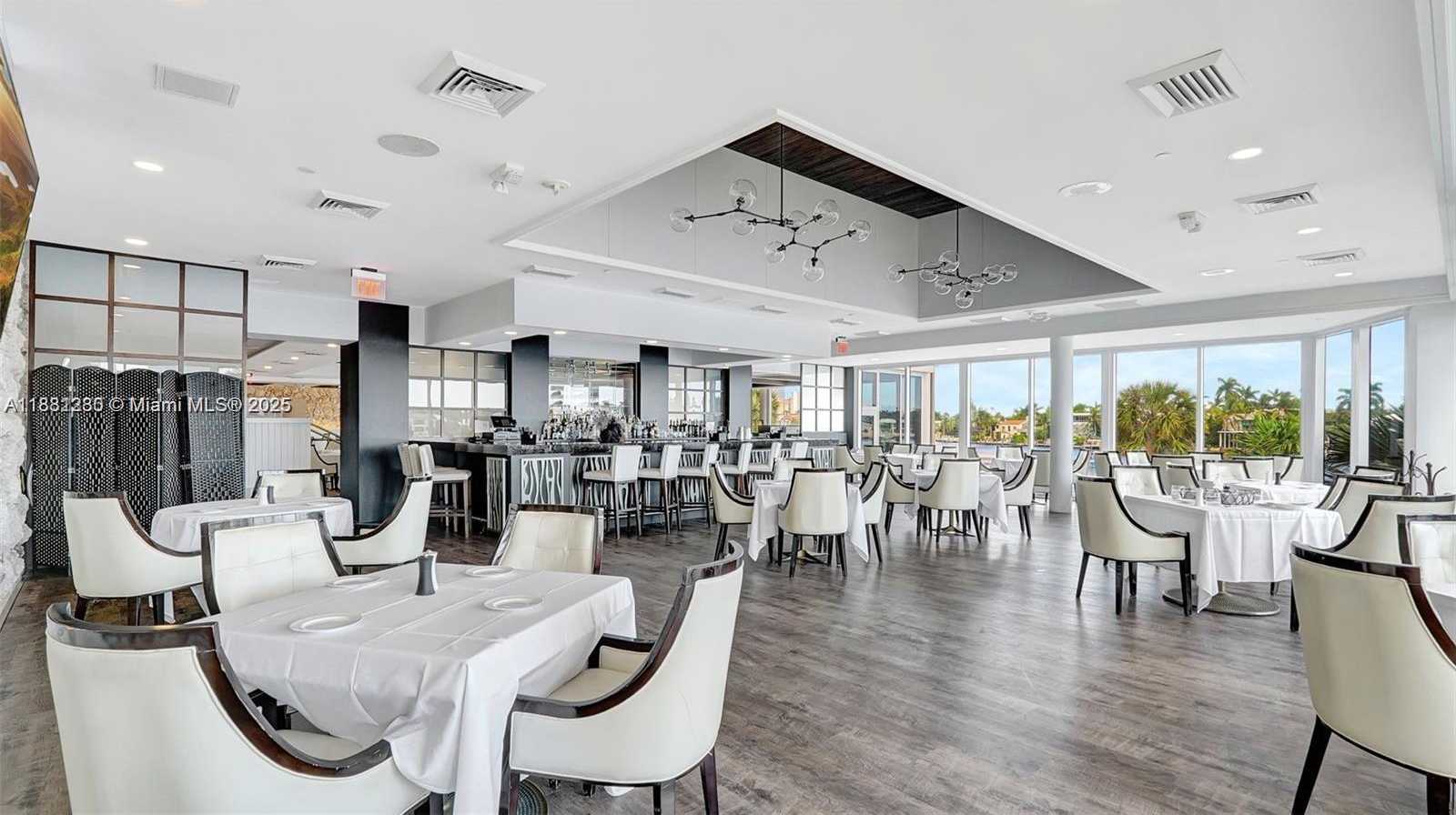 Small Image of 20201 EAST COUNTRY CLUB DR #504, Aventura Number 6