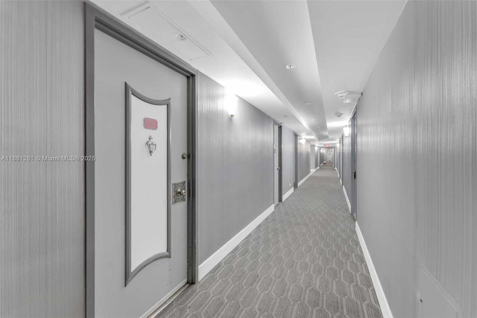 Small Image of 5055 COLLINS AVE #7N, Miami Beach Number 24