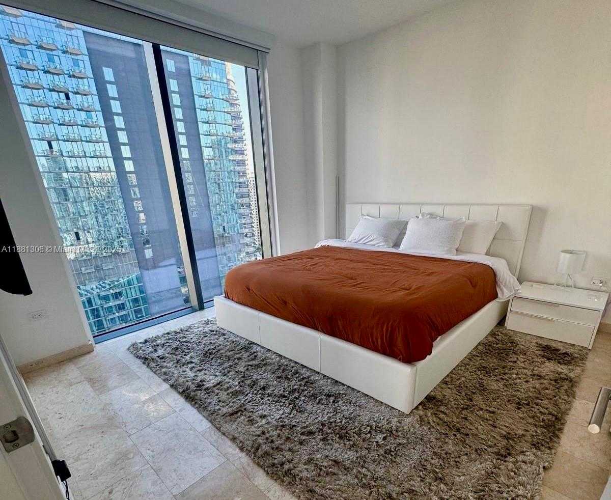 Small Image of 68 SOUTH EAST 6TH ST #2801, Miami Number 7