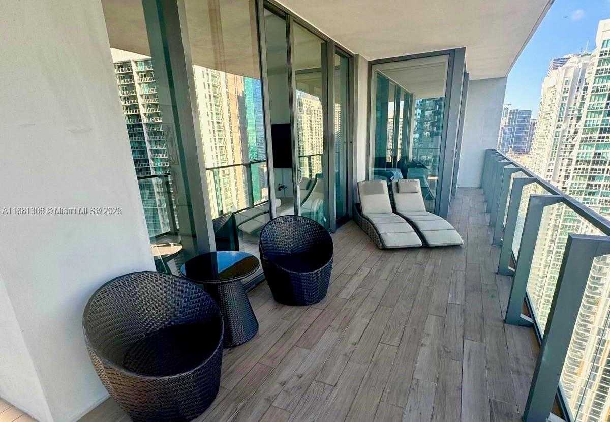 Small Image of 68 SOUTH EAST 6TH ST #2801, Miami Number 9