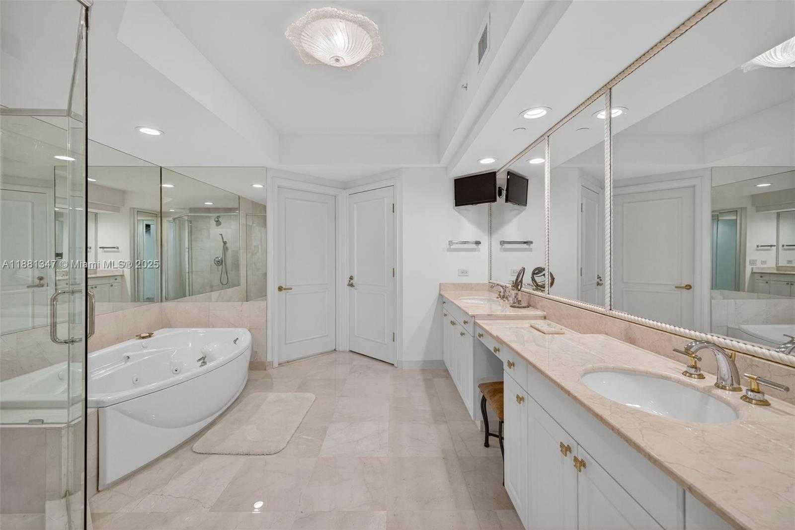 Small Image of 3201 NORTH EAST 183RD ST #1405, Aventura Number 27