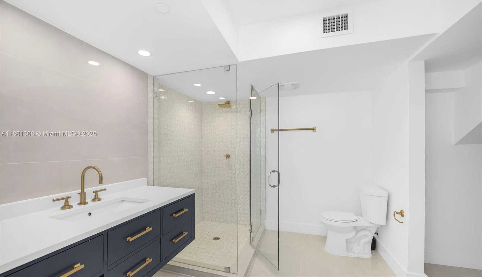 Small Image of 221 JEFFERSON AVE #10, Miami Beach Number 9