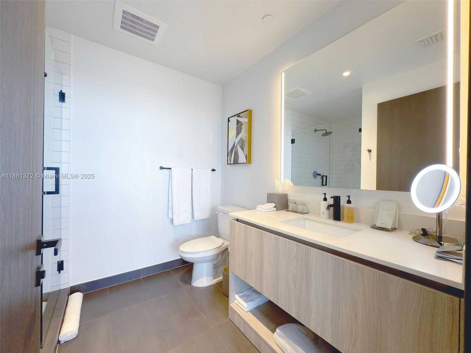 Small Image of 398 NORTH EAST 5TH ST #3810, Miami Number 11