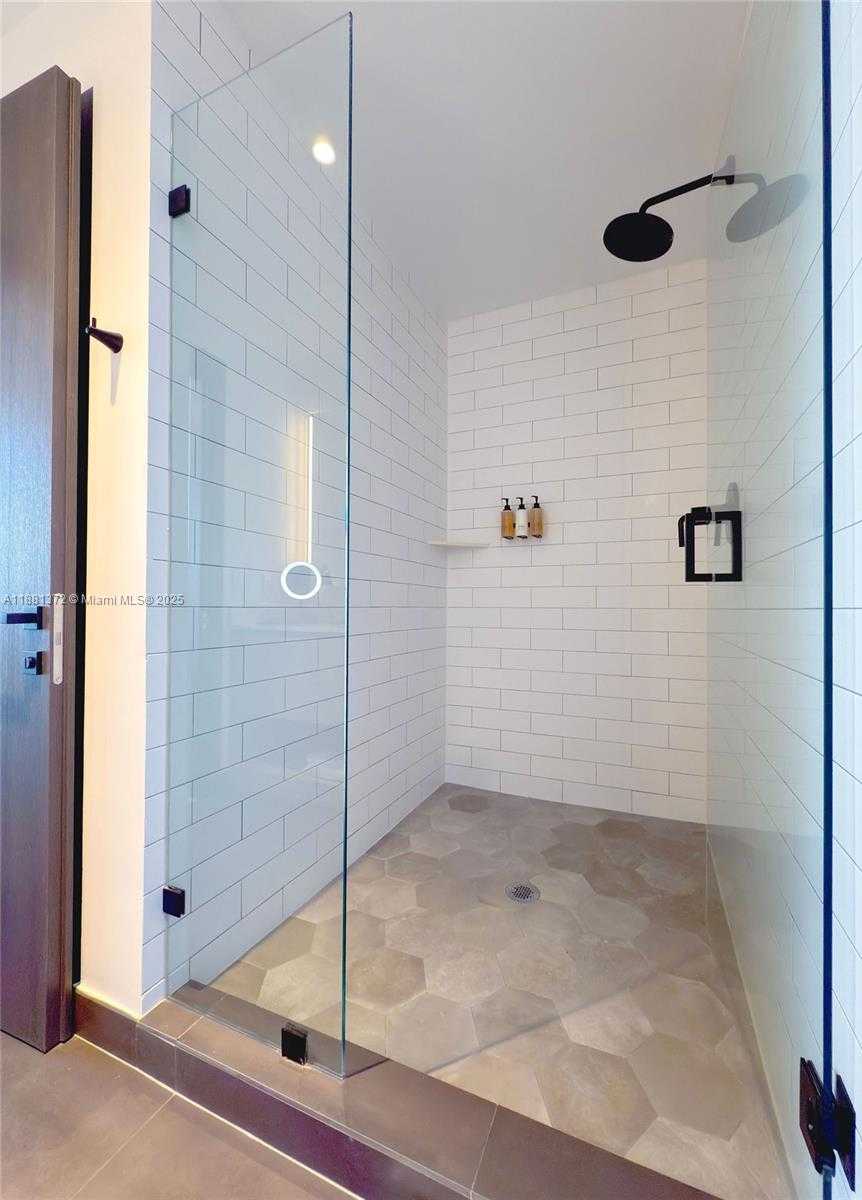Small Image of 398 NORTH EAST 5TH ST #3810, Miami Number 12