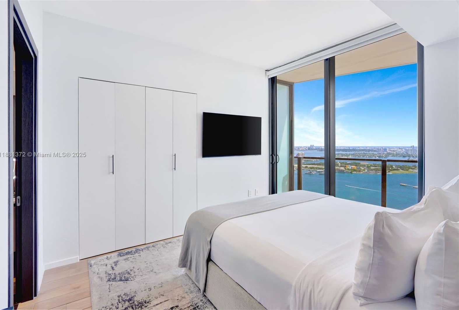 Small Image of 398 NORTH EAST 5TH ST #3810, Miami Number 3
