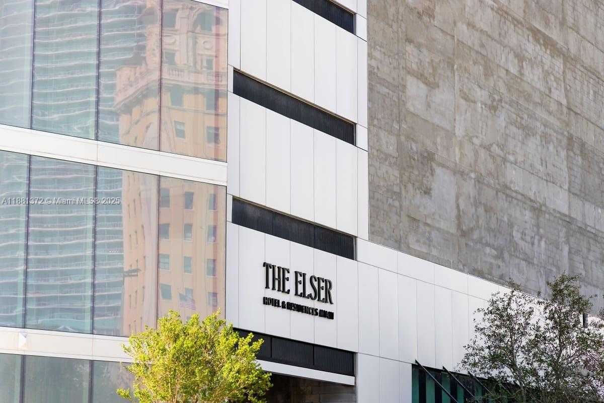 Small Image of 398 NORTH EAST 5TH ST #3810, Miami Number 31