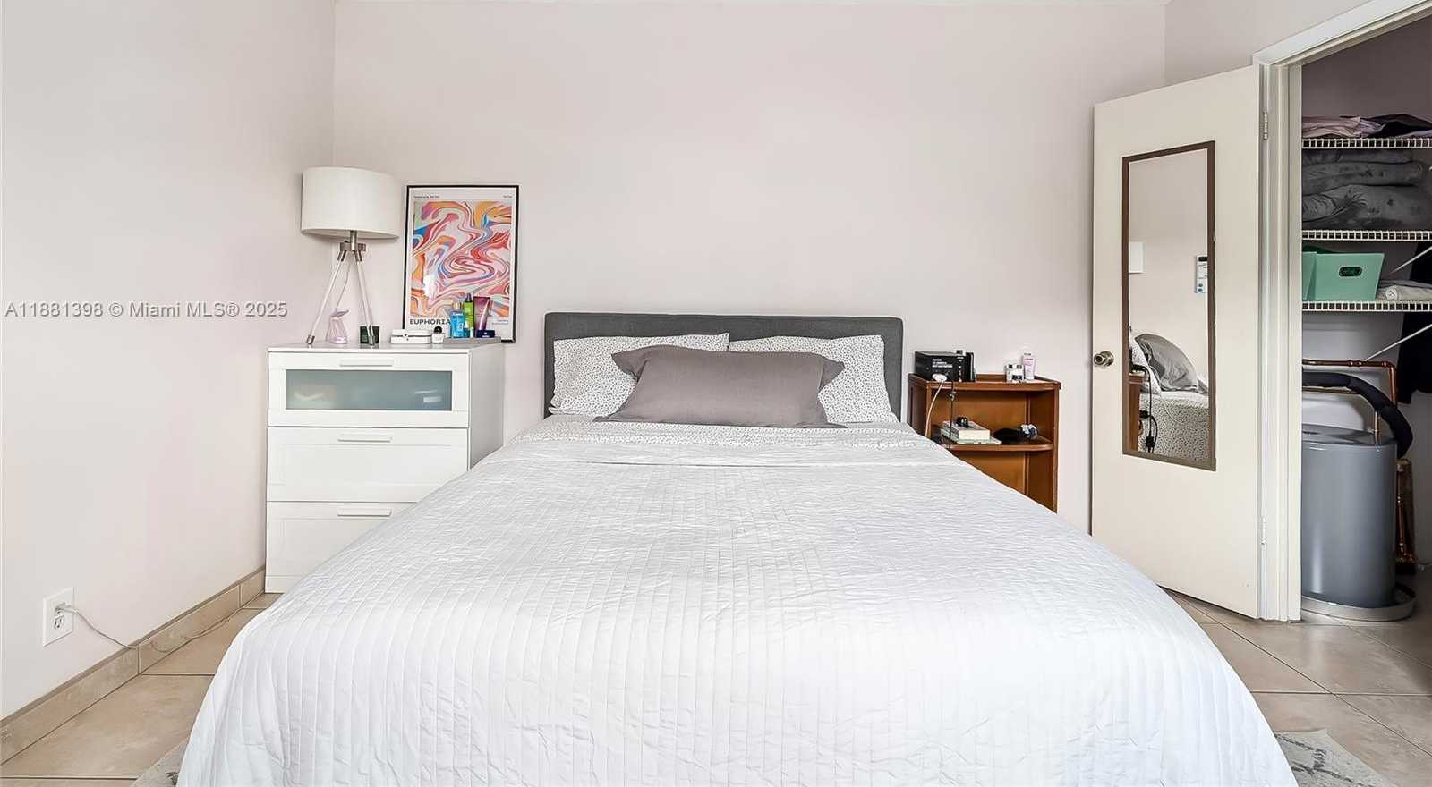 Small Image of 1824 MONROE ST #10, Hollywood Number 10