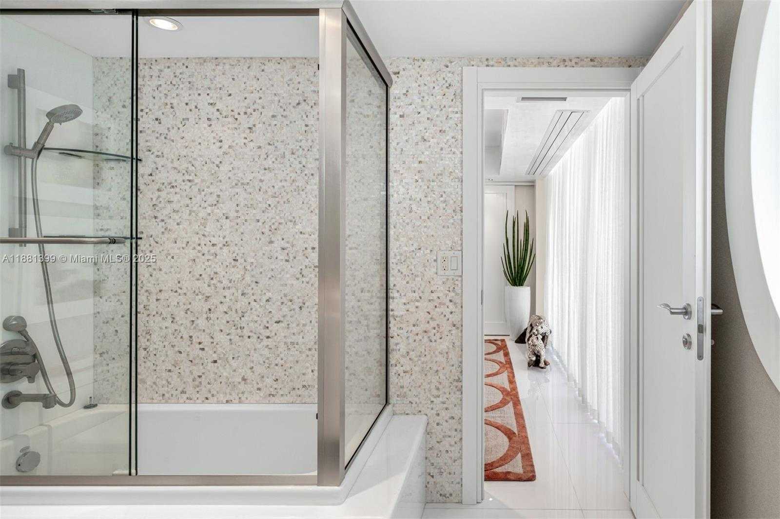 Small Image of 10155 COLLINS AVE #1401, Bal Harbour Number 21