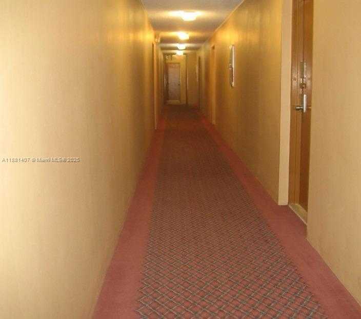 Small Image of 14601 NORTH KENDALL DR #405K, Miami Number 16