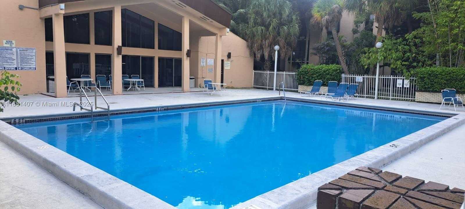 Small Image of 14601 NORTH KENDALL DR #405K, Miami Number 23