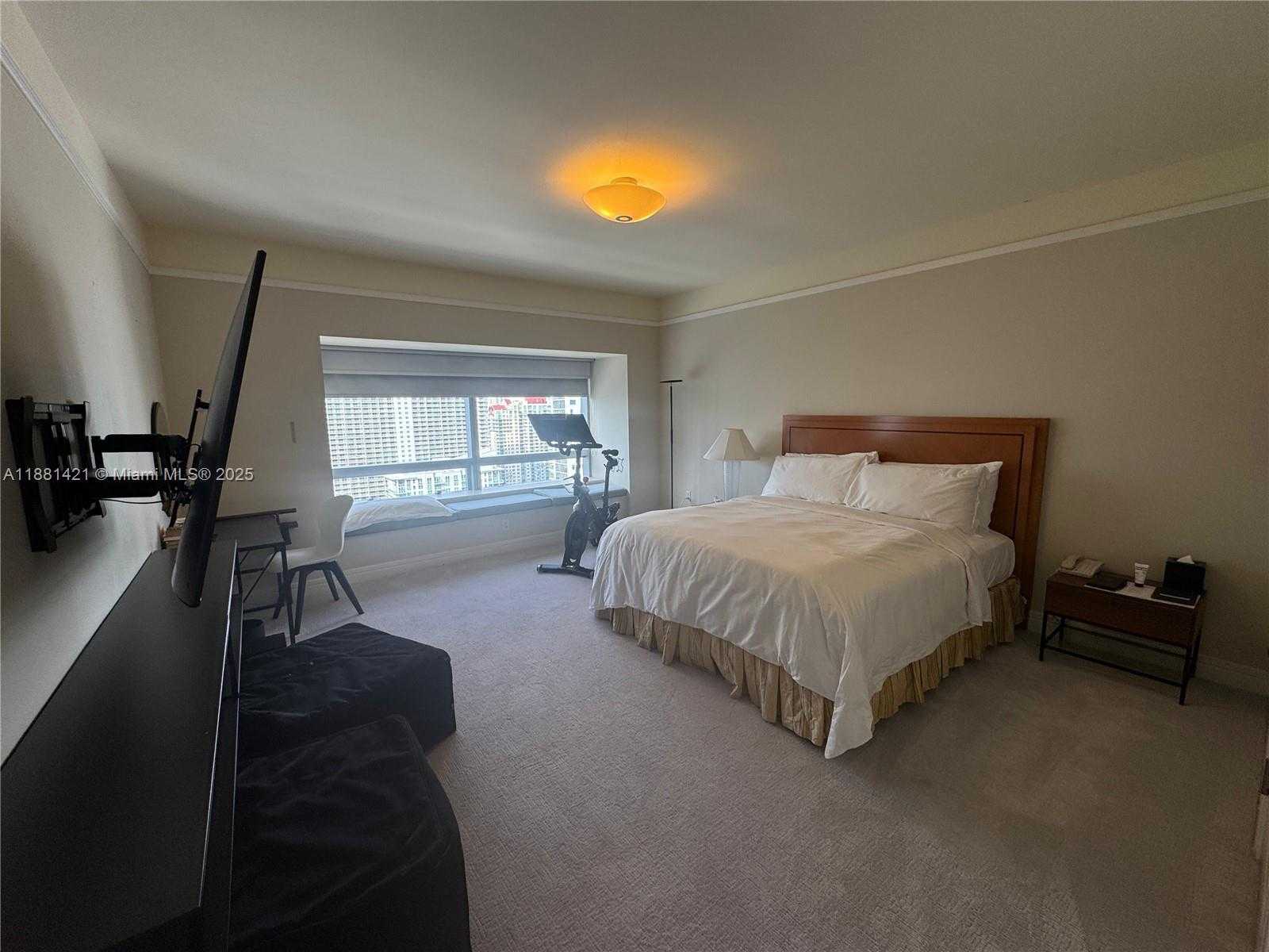 Small Image of 1435 BRICKELL AVE #3309, Miami Number 11