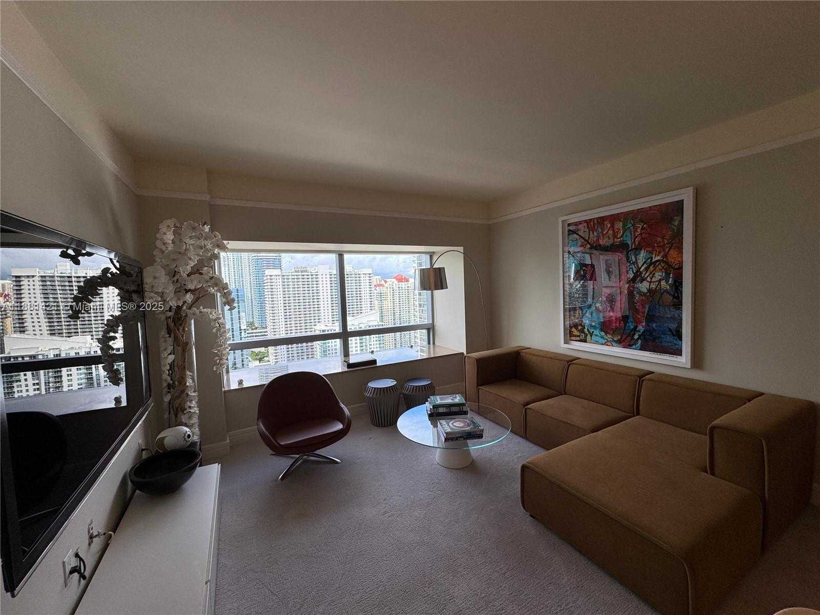 Small Image of 1435 BRICKELL AVE #3309, Miami Number 2