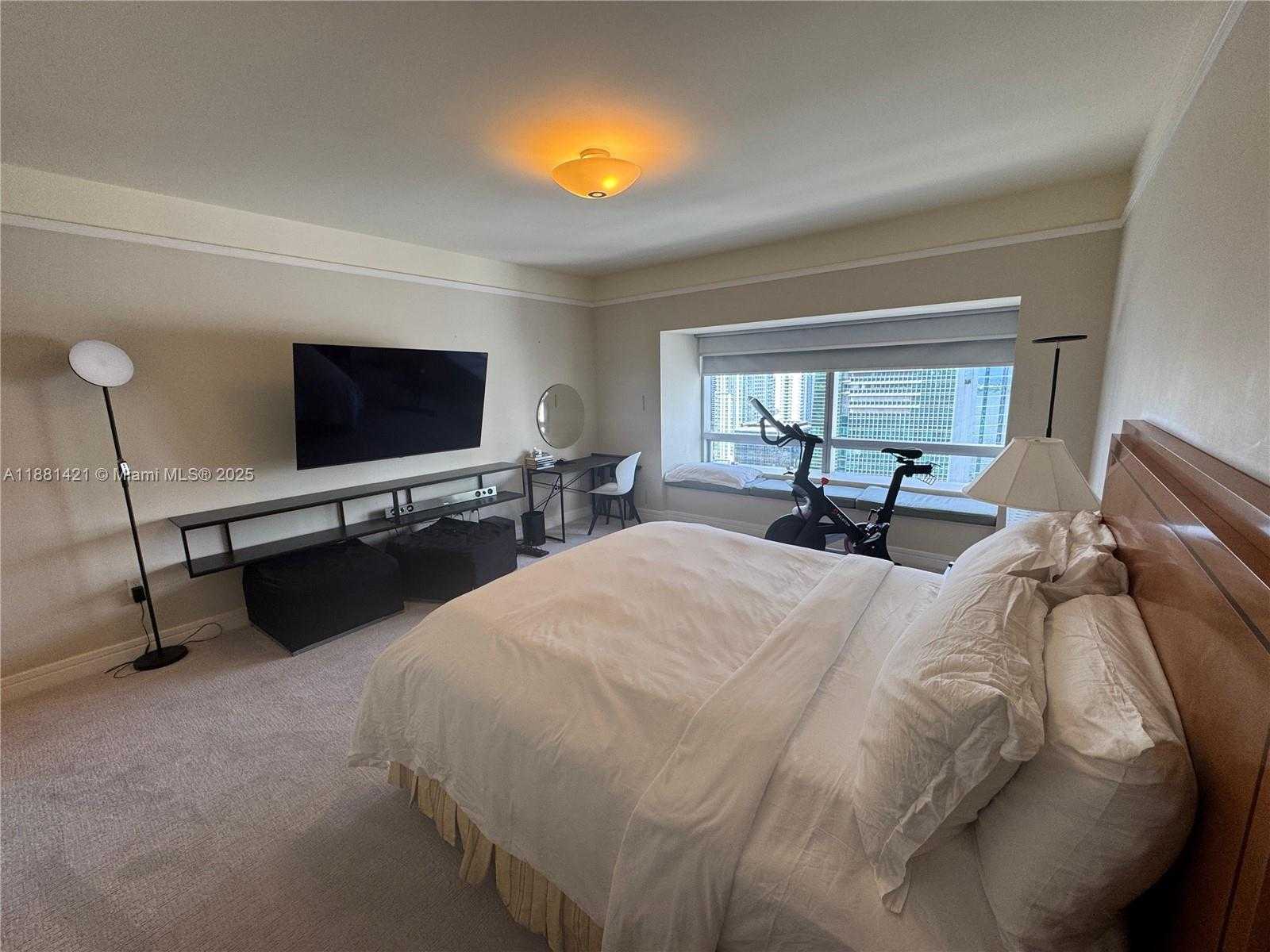 Small Image of 1435 BRICKELL AVE #3309, Miami Number 9