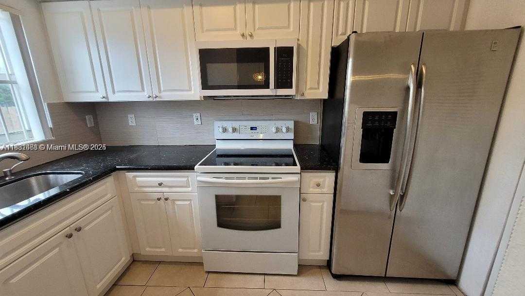 Small Image of 8453 NORTH WEST 4TH CT #8453, Miami Number 4