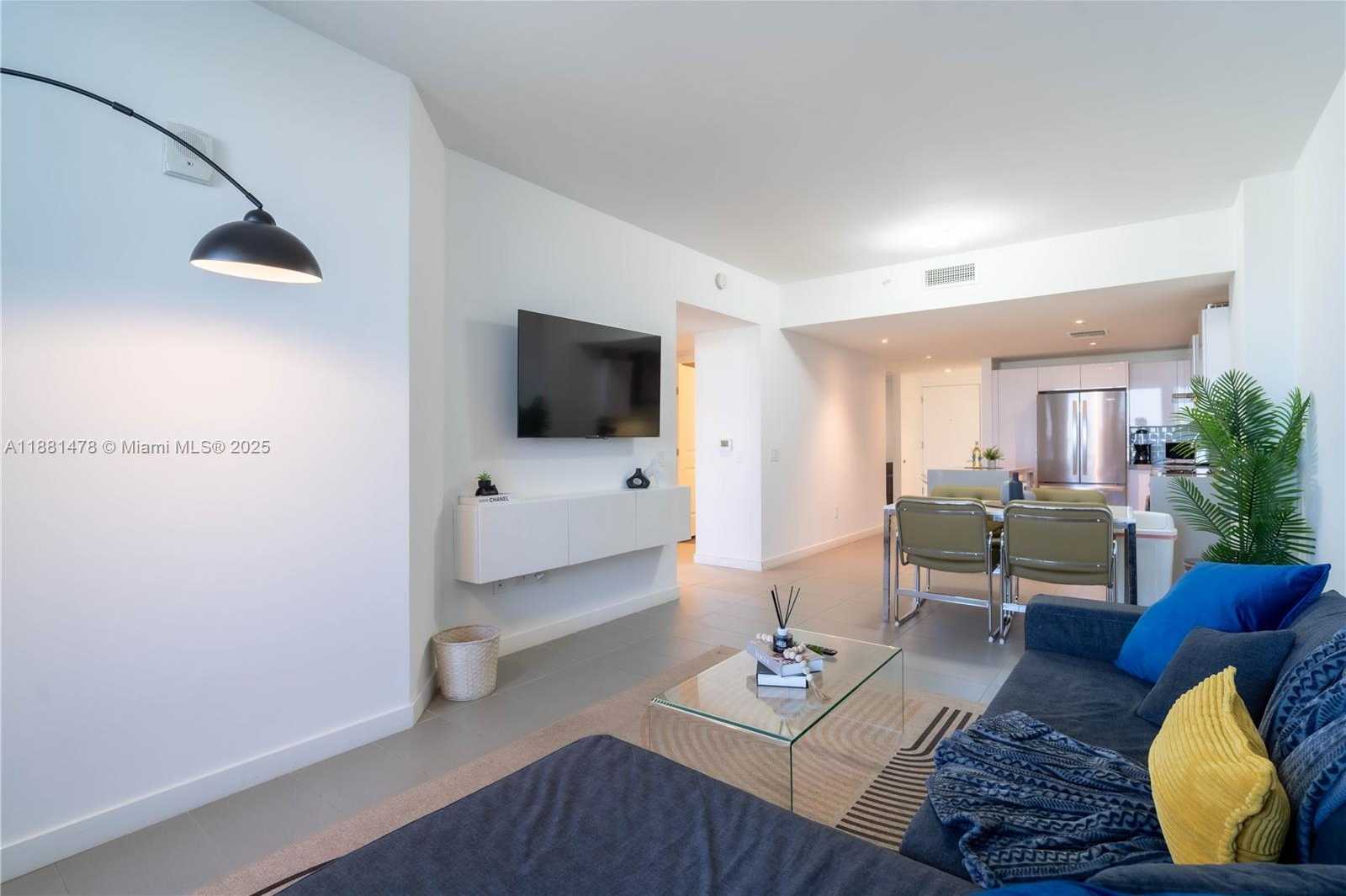 Small Image of 1600 NORTH EAST 1ST AVE #1412, Miami Number 6