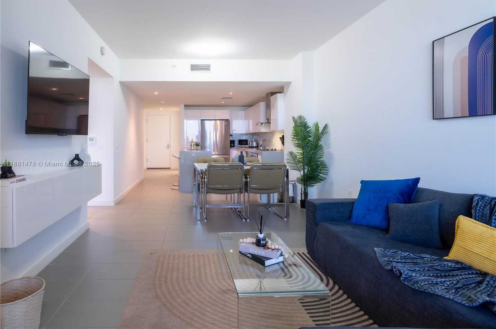 Small Image of 1600 NORTH EAST 1ST AVE #1412, Miami Number 7