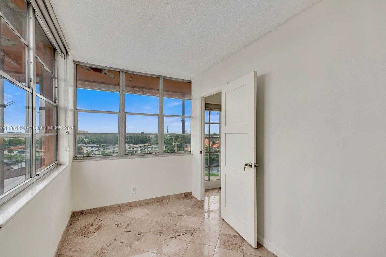 Small Image of 2025 NORTH EAST 164TH ST #716, North Miami Beach Number 16