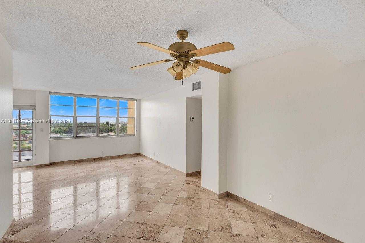Small Image of 2025 NORTH EAST 164TH ST #716, North Miami Beach Number 18