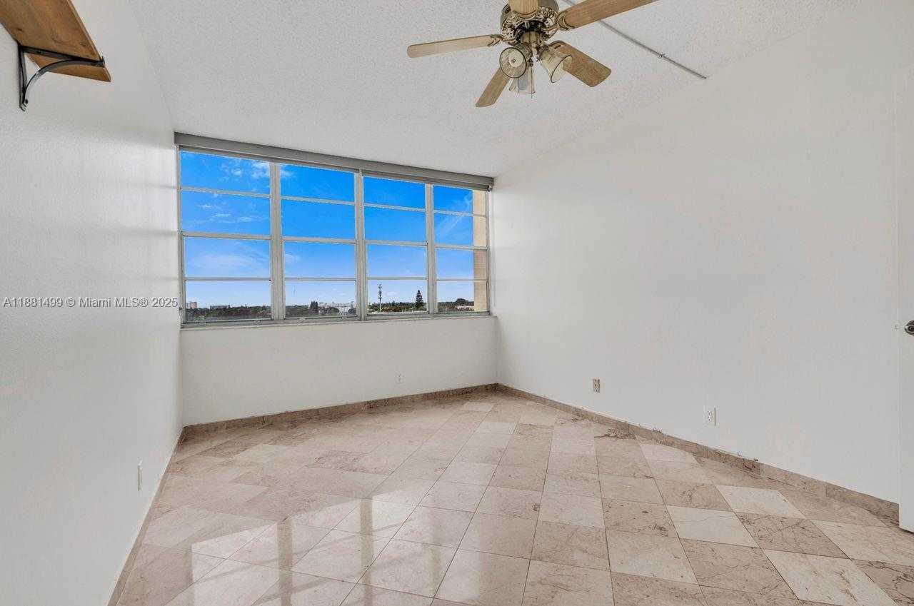 Small Image of 2025 NORTH EAST 164TH ST #716, North Miami Beach Number 23