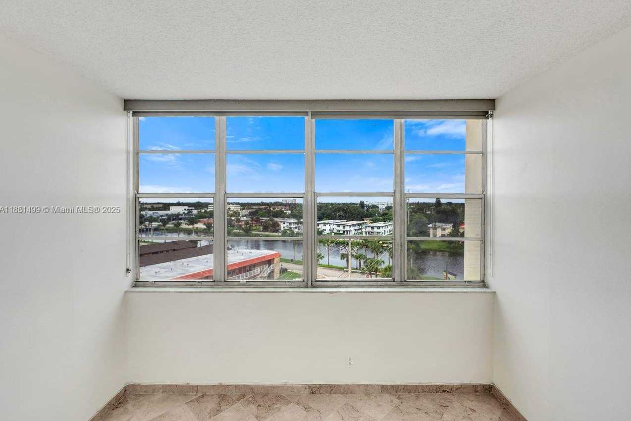 Small Image of 2025 NORTH EAST 164TH ST #716, North Miami Beach Number 24