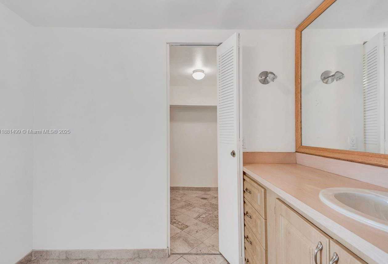 Small Image of 2025 NORTH EAST 164TH ST #716, North Miami Beach Number 32