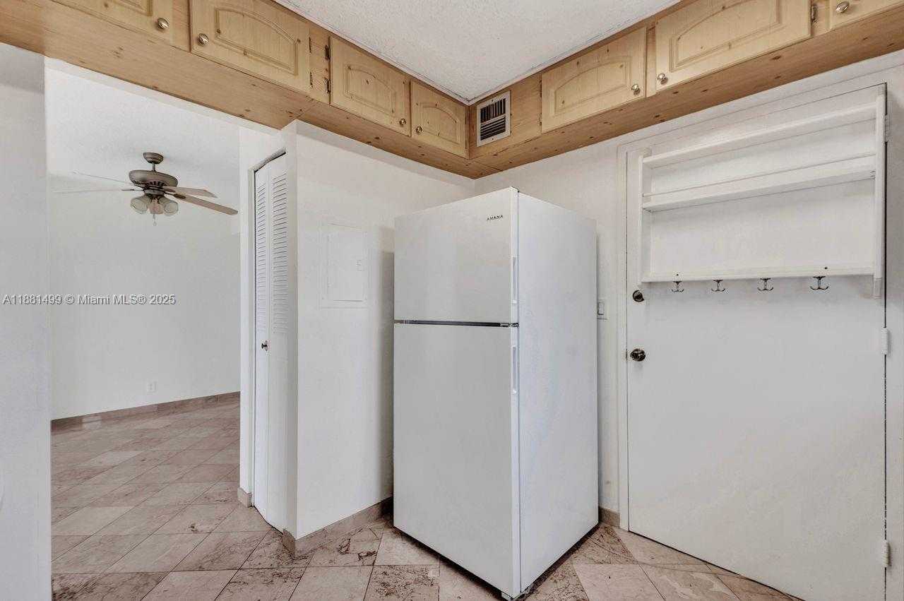 Small Image of 2025 NORTH EAST 164TH ST #716, North Miami Beach Number 5
