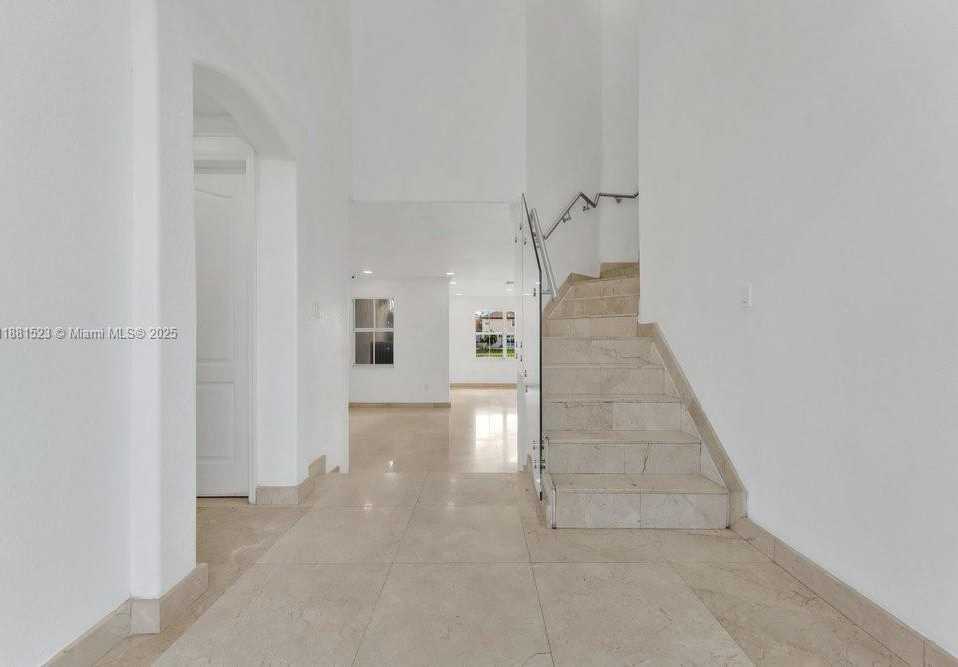 Small Image of 7427 NORTH WEST 113TH PATH, Doral Number 2