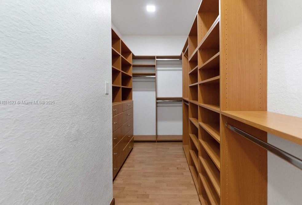Small Image of 7427 NORTH WEST 113TH PATH, Doral Number 21
