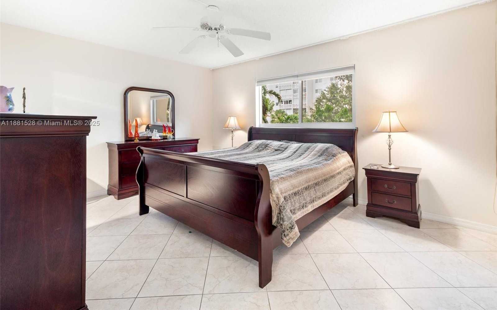 Small Image of 1001 NORTH EAST 14TH AVE #207, Hallandale Beach Number 12
