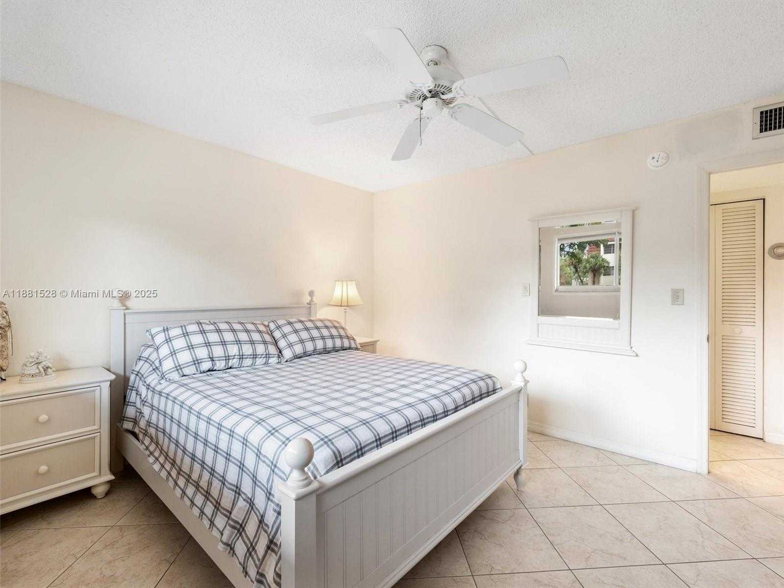Small Image of 1001 NORTH EAST 14TH AVE #207, Hallandale Beach Number 19
