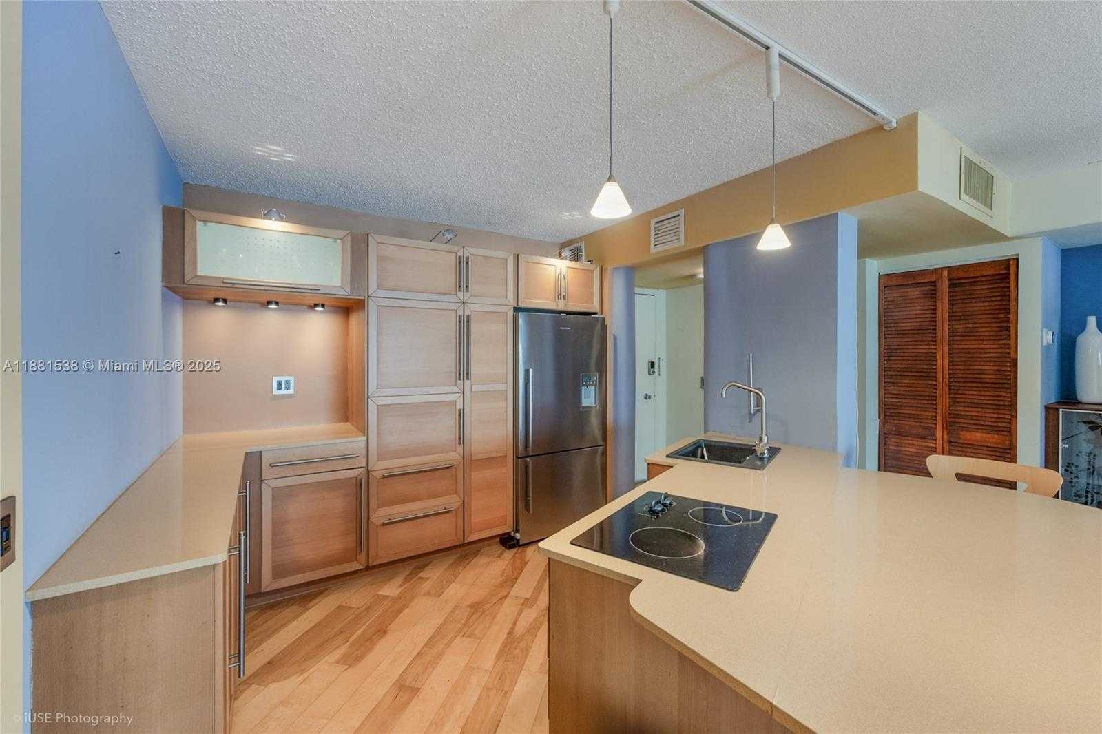 Small Image of 1901 SOUTH OCEAN DR #303, Hollywood Number 14